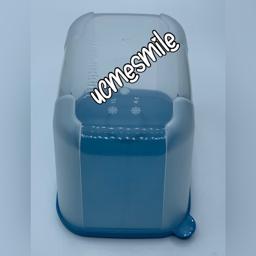 Tupperware FreezeSmart Rectangular Freezer Storage Container Set - Picture 5 of 7
